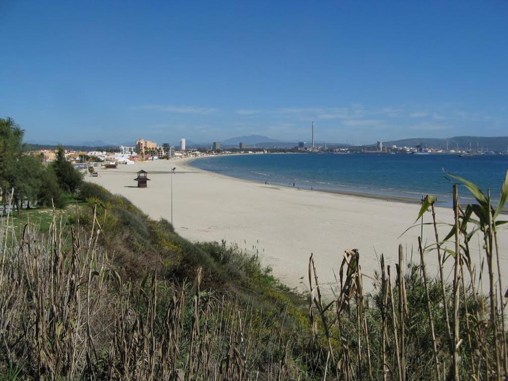 Appartement Estudio A Pie De Playa Con Bano Y Cocina Privados à Algésiras Extérieur photo