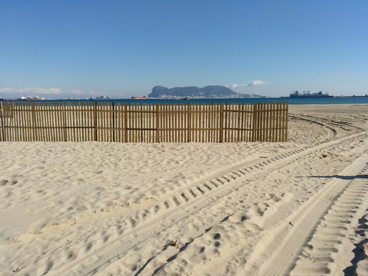 Appartement Estudio A Pie De Playa Con Bano Y Cocina Privados à Algésiras Extérieur photo