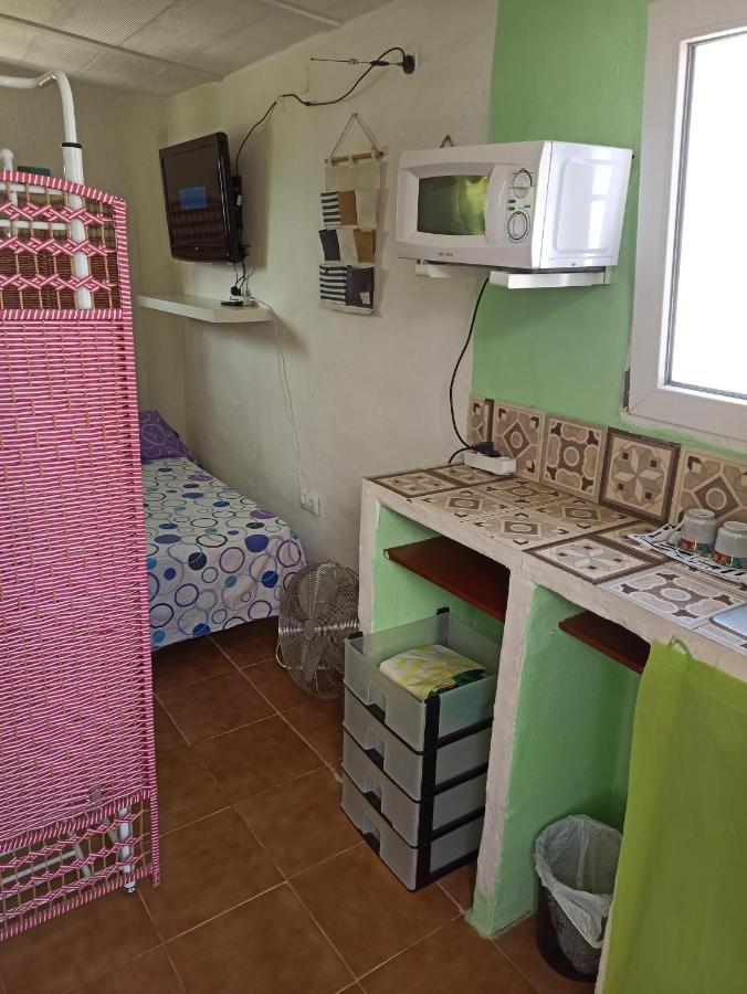 Appartement Estudio A Pie De Playa Con Bano Y Cocina Privados à Algésiras Extérieur photo